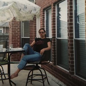 Meet your Posher, Ofelia